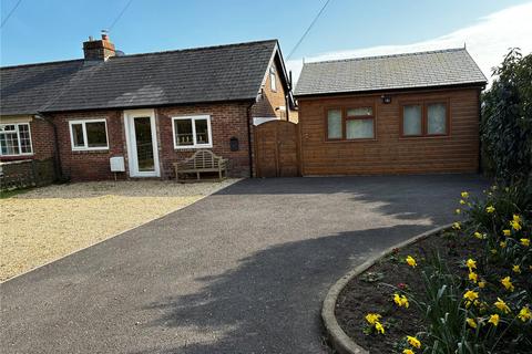 2 bedroom bungalow for sale, Clovelly Road, Hayling Island, Hampshire, PO11