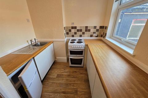 1 bedroom flat to rent, North Denes Road, Great Yarmouth