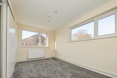 1 bedroom end of terrace house for sale, Merstham Drive, Clacton-On-Sea