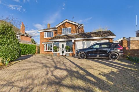3 bedroom detached house for sale, London Road, Downham Market PE38