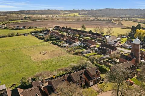4 bedroom detached house for sale, Granary Close, Morton, DN21