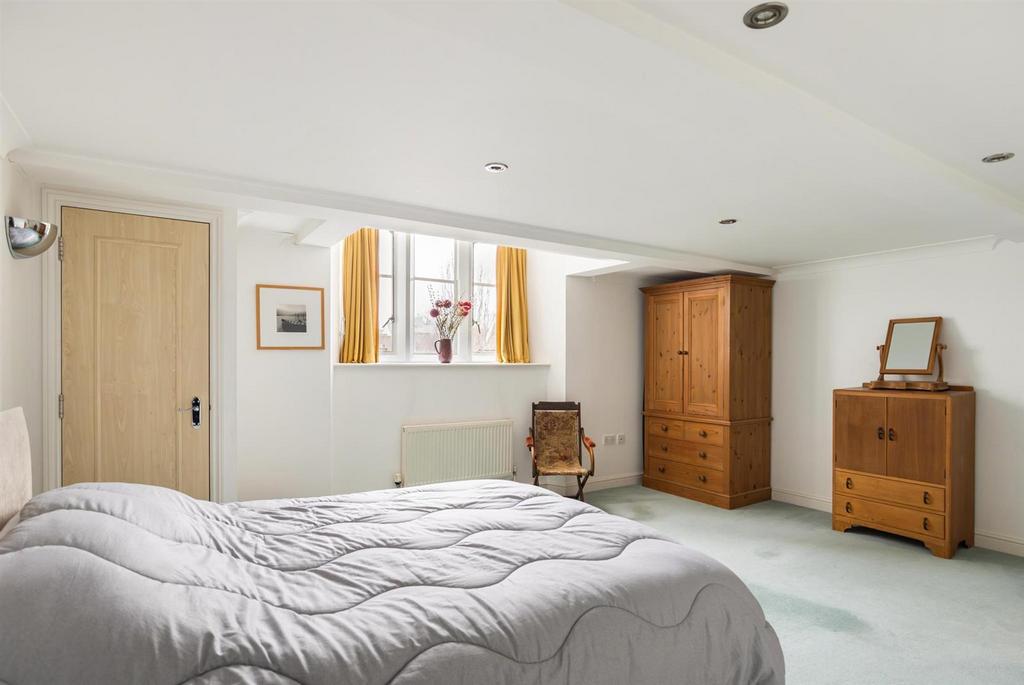 010 A4465-HDR.jpg
