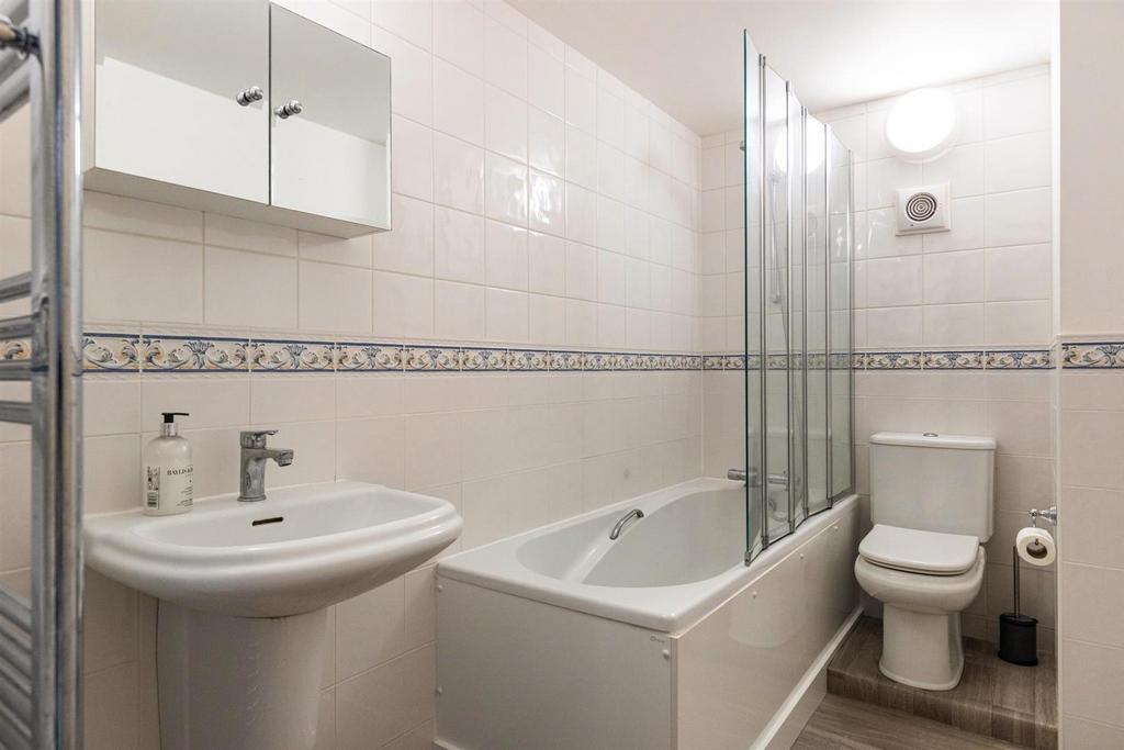 010 A4585-HDR.jpg
