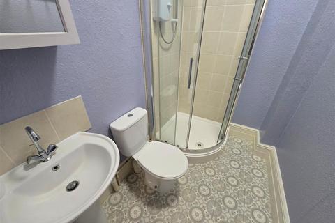 1 bedroom flat to rent, North Denes Road, Great Yarmouth