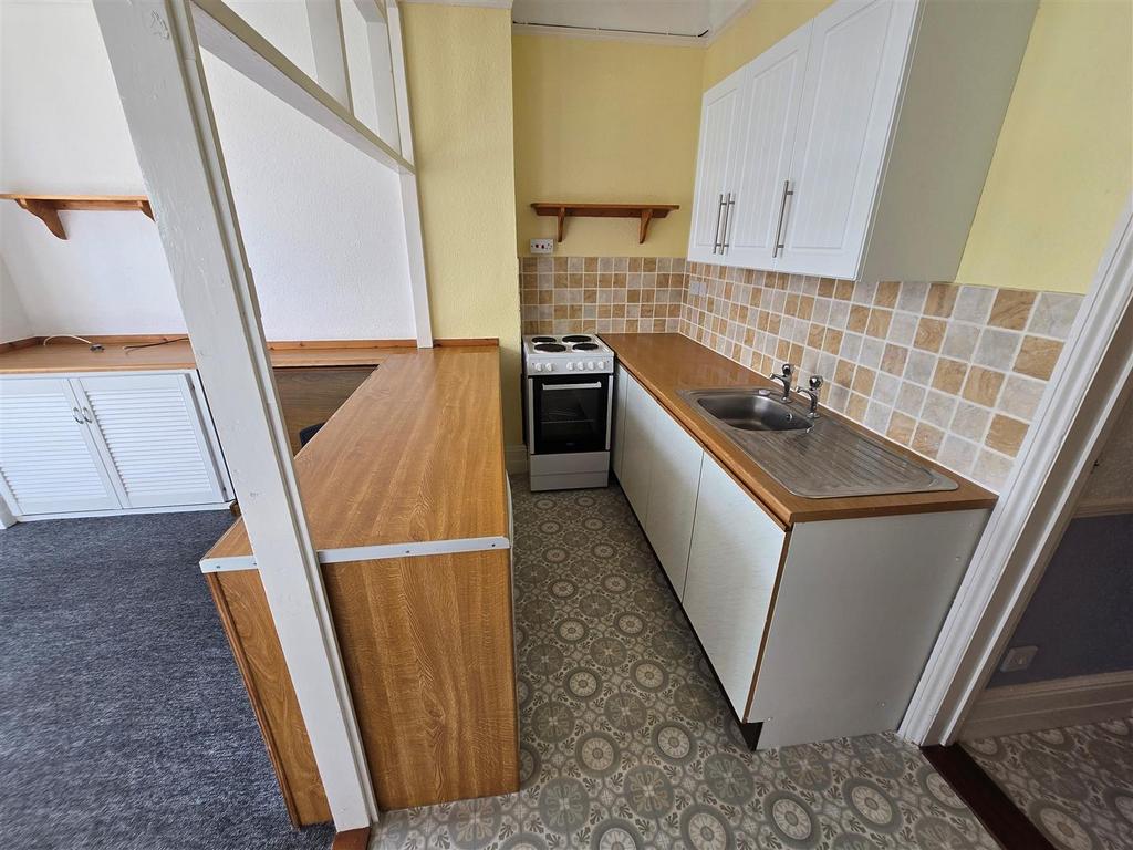 Lounge/Kitchen