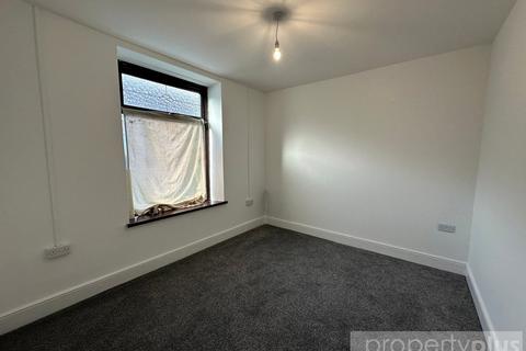 3 bedroom terraced house to rent, King Street, Gelli, Rhondda Cynon Taff, CF41