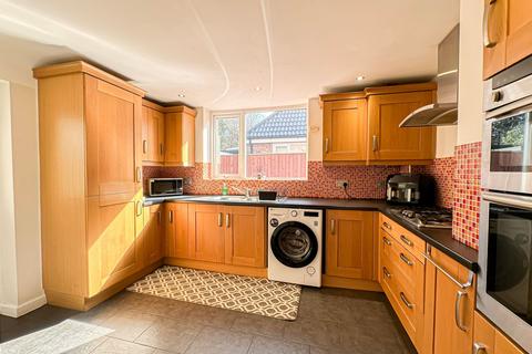undefined, Station Road, Woolton, L25