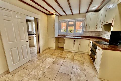 4 bedroom detached house for sale, Chestnut Drive, Desborough, Kettering