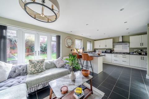 5 bedroom detached house for sale, Crowsley Road, Kempston