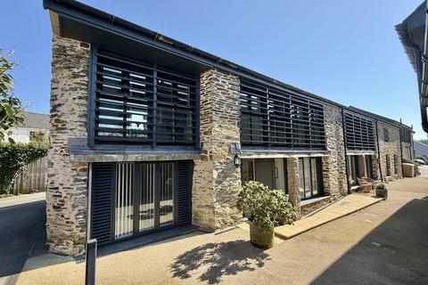 2 bedroom coach house for sale, Grampound, Truro