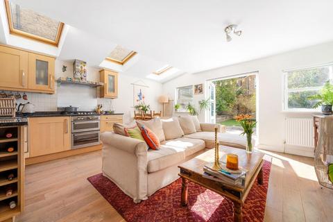 2 bedroom flat for sale, Arodene Road, SW2