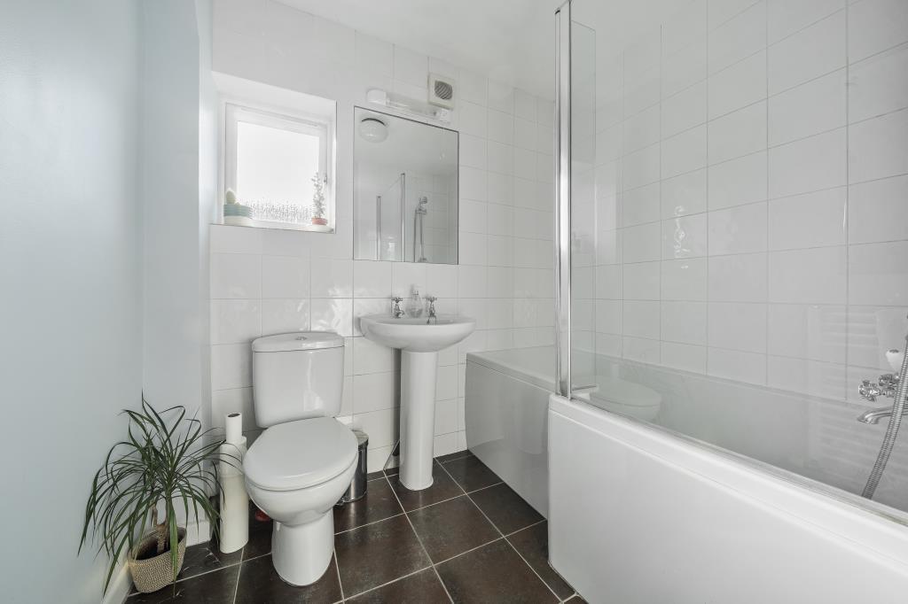 1st Floor Family Bathroom