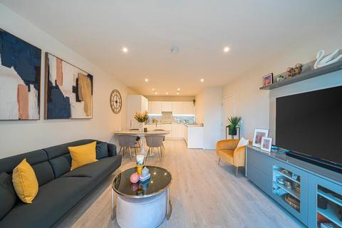 2 bedroom flat for sale, Bittacy Hill,  Mill Hill East,  NW7