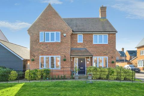 5 bedroom detached house for sale, Terlings Avenue, Gilston, Harlow