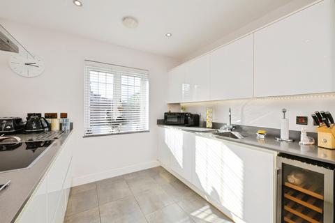 5 bedroom detached house for sale, Terlings Avenue, Gilston, Harlow