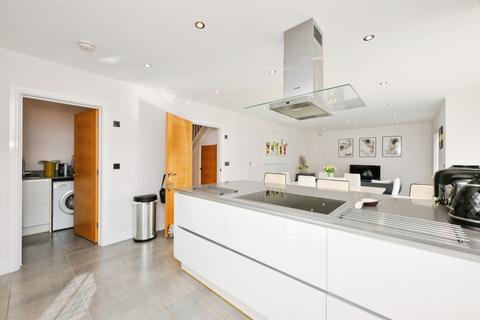 5 bedroom detached house for sale, Terlings Avenue, Gilston, Harlow