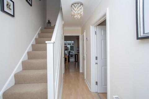undefined, Rhiw'r Derwen, Llanharan, PONTYCLUN