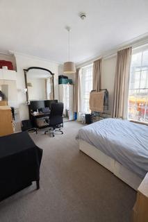 Studio to rent, Commercial Road, London, E14