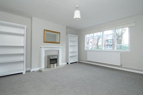 2 bedroom flat to rent, Shepherds Hill, Highgate, London, N6