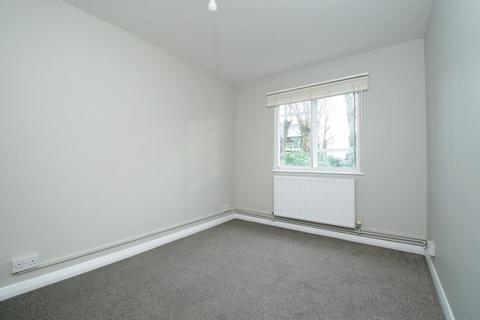 2 bedroom flat to rent, Shepherds Hill, Highgate, London, N6