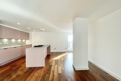 2 bedroom apartment to rent, Bell Street, Glasgow, G4