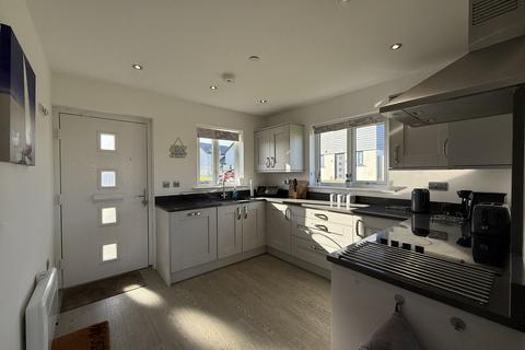 3 bedroom link detached house for sale, Parc Delfryn, Brynteg, Anglesey, LL78