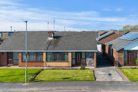 2 bedroom bungalow for sale, Fir Tree Lane, Burtonwood, WA5