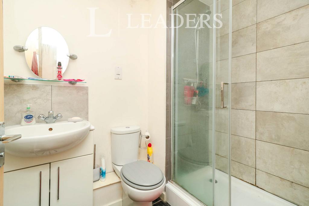 6 en suite
