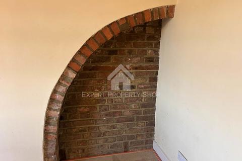 1 bedroom apartment for sale, Tring Station, Tring, Hertfordshire, HP23 5QS