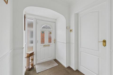 2 bedroom detached bungalow for sale, Oakfield Road, Malvern