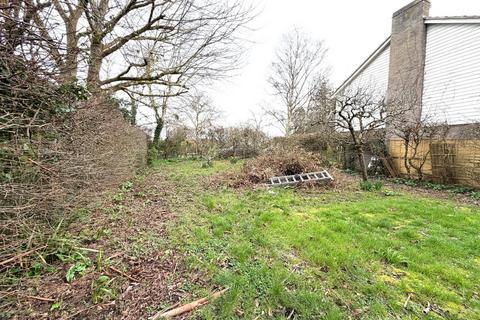 undefined, Housman Road, Street