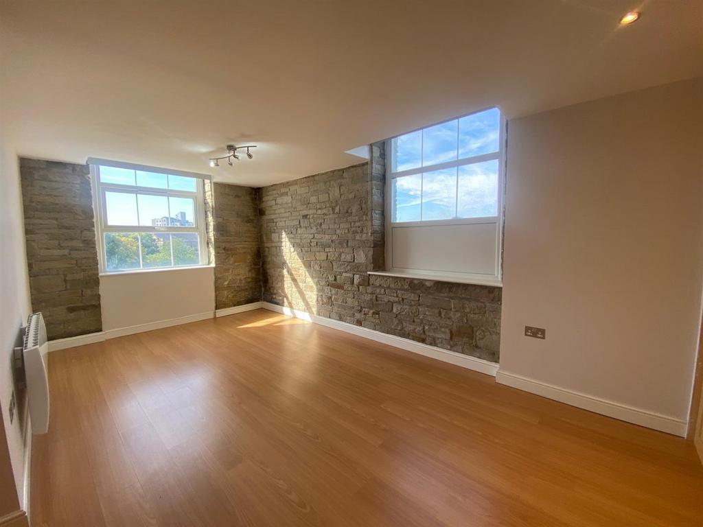 LOUNGE AREA.jpg
