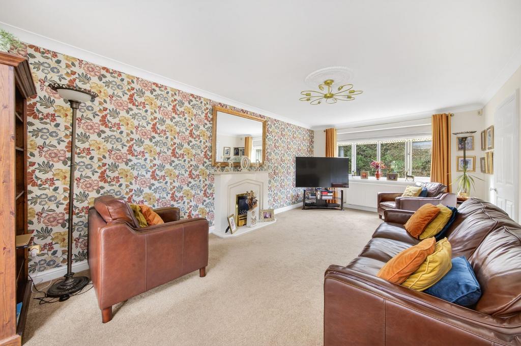 Open plan living dining