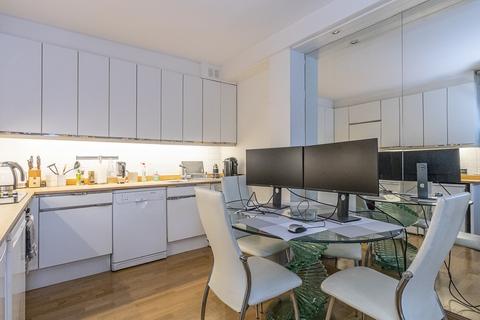1 bedroom flat to rent, Belsize Square, London, NW3
