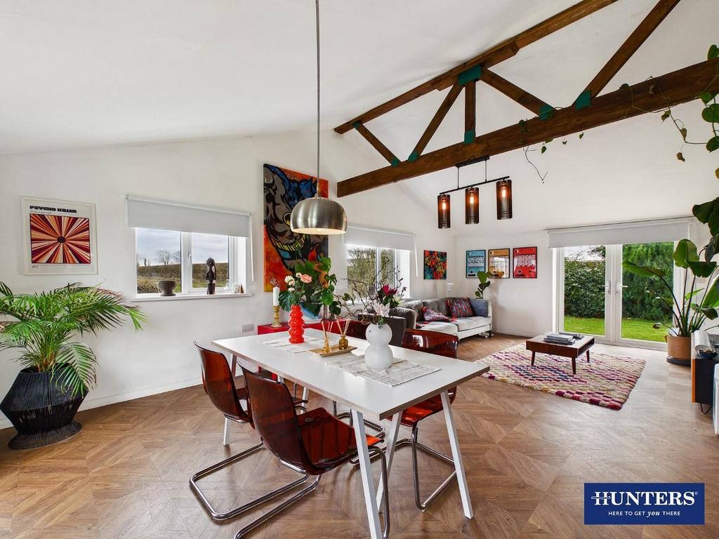 Living/Dining Room