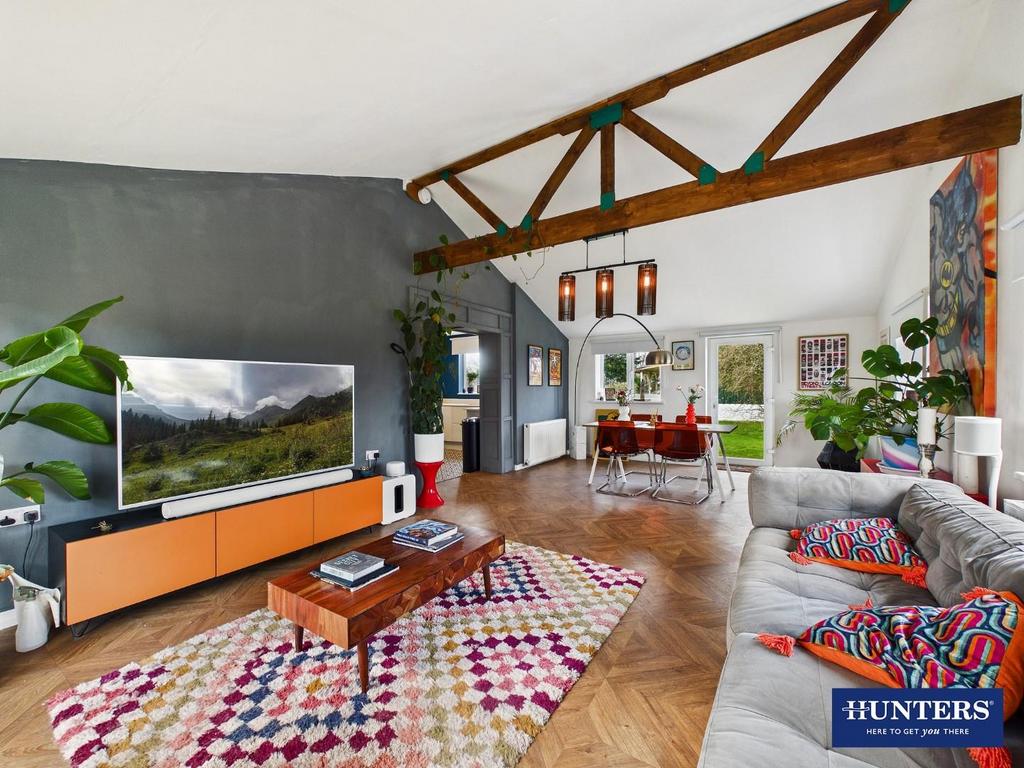 Living/Dining Room