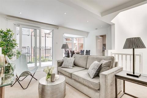 undefined, Romney Mews, London W1U