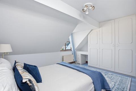 3 bedroom terraced house for sale, Old Town Mews, Old Town, Stratford-upon-Avon