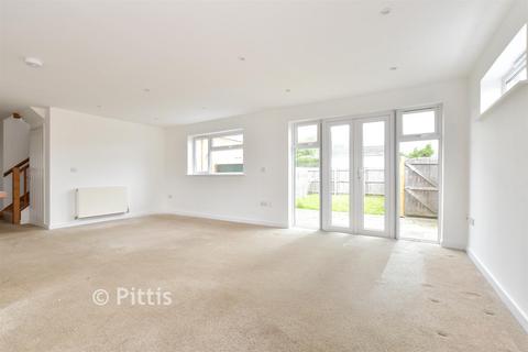4 bedroom semi-detached house for sale, Bridge Mead Mews, Sandown PO36