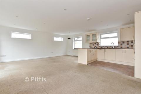 4 bedroom semi-detached house for sale, Bridge Mead Mews, Sandown PO36