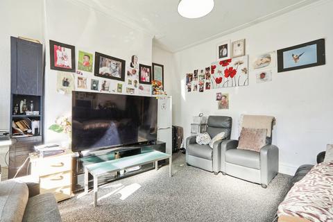 2 bedroom terraced house for sale, Ashton Terrace, Leeds
