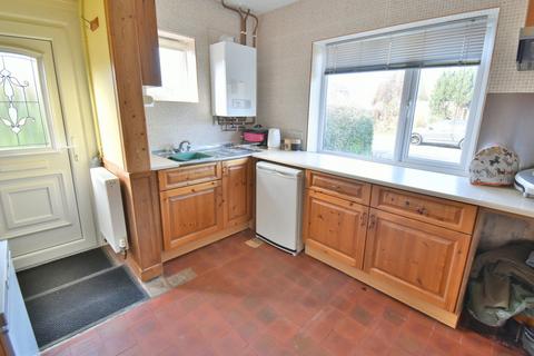 2 bedroom detached bungalow for sale, Eastwood Avenue, Ferndown, BH22
