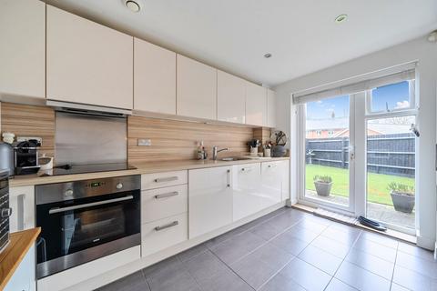 undefined, Sierra Road, High Wycombe, Buckinghamshire