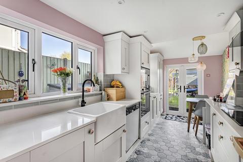 undefined, Worplesdon Road, Guildford, Surrey, GU2