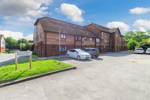 2 bedroom flat to rent, Philpots Close, Yiewsley, West Drayton UB7