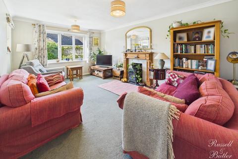 4 bedroom detached house for sale, Moreton Drive, Buckingham, Buckinghamshire, MK18