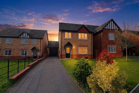 4 bedroom detached house for sale, Kensington Crescent, Cuddington, CW8