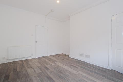 3 bedroom flat for sale, 43 Fintry Drive, Kings Park, Glasgow, G44 4QA