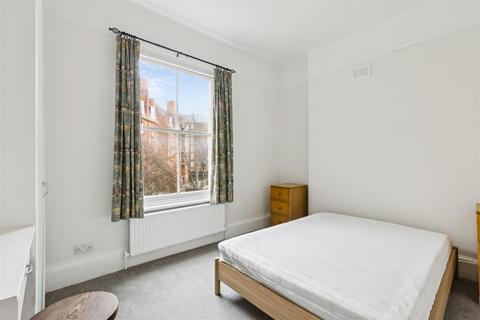 2 bedroom flat to rent, Auriol Road, London, W14