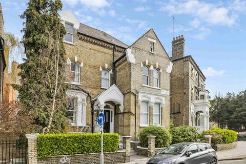 2 bedroom flat to rent, Auriol Road, London, W14